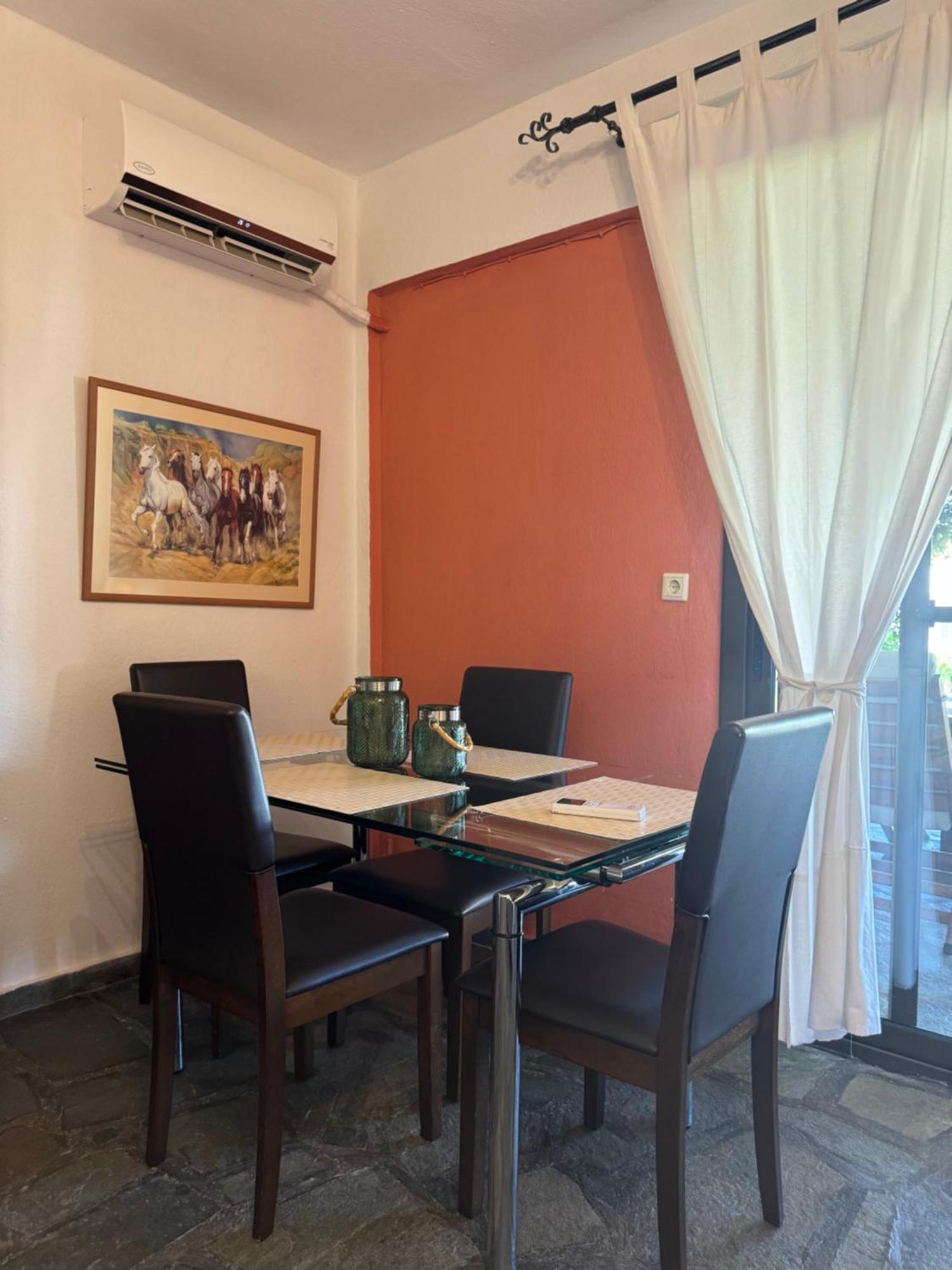 Eirinis House Possidi